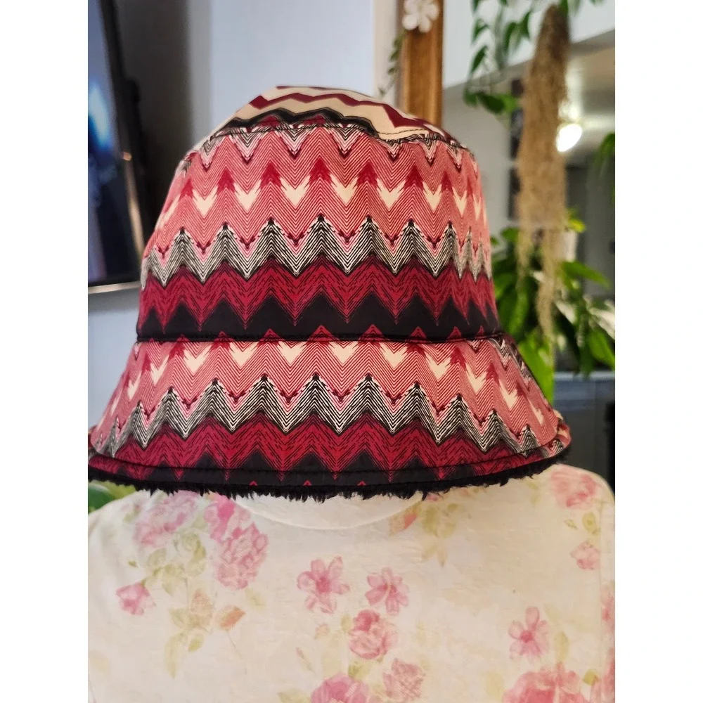 Missoni 1953 Black Teddy Fleece Bucket Hat Logo Patch Cozy Luxe NWT